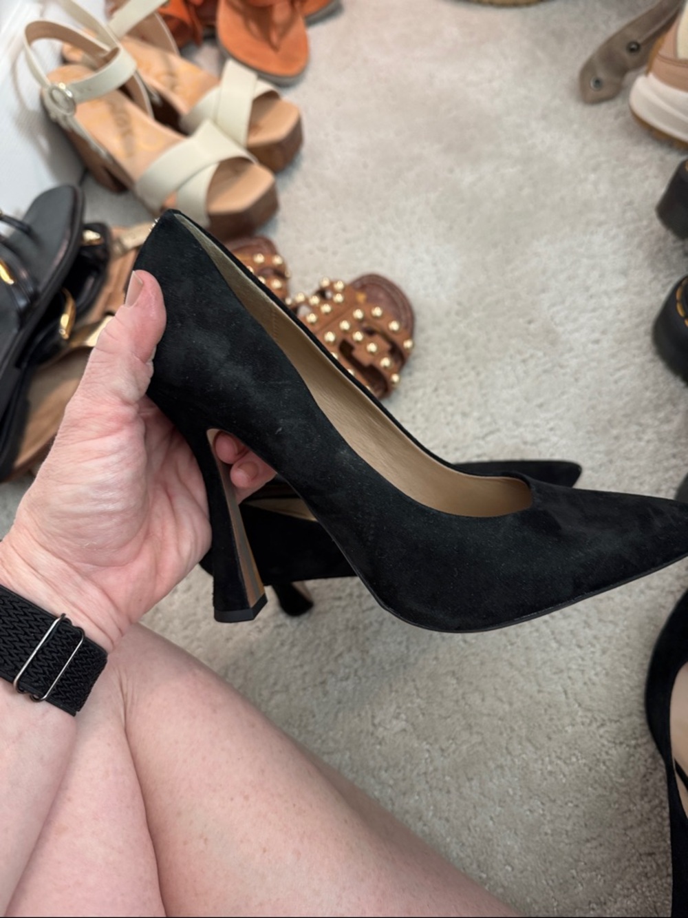 Sam Edelman Black Suede Pointed-Toe Pump